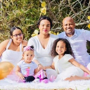 Meet your Posher, Biniam